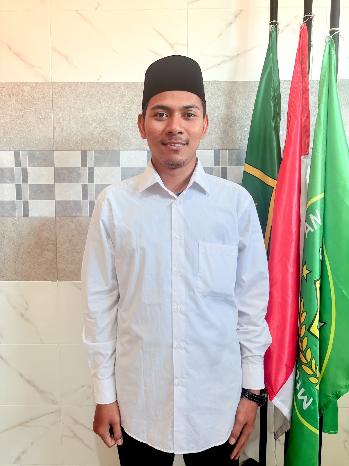 Edi Salam Purnama Putra, S.H